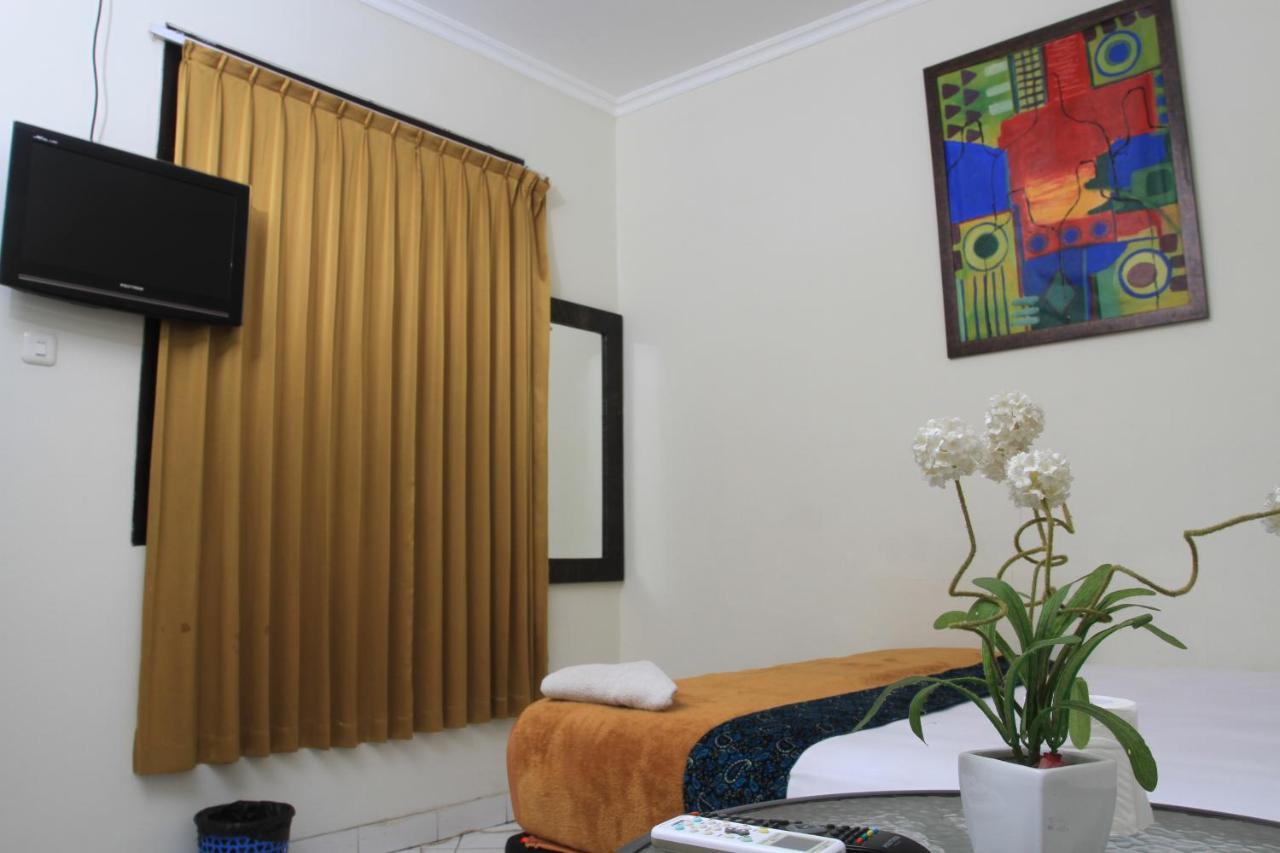 Bantal Guling Trans Hotel Bandung Buitenkant foto